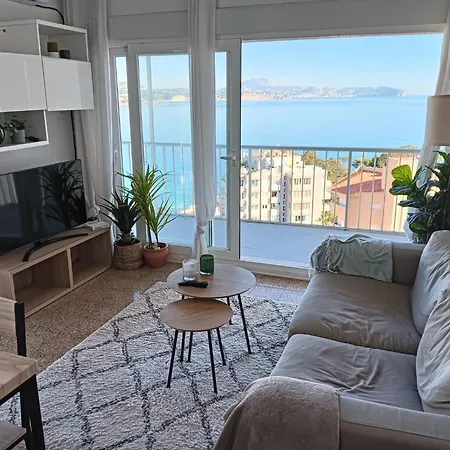 Apartment Humilde, Theka Services *